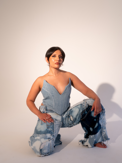 Gauri B