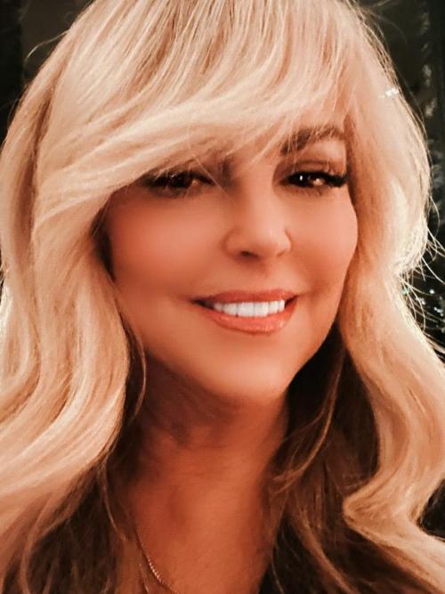 Dina Lohan