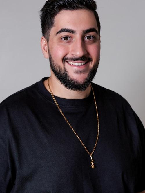 Neema Naz